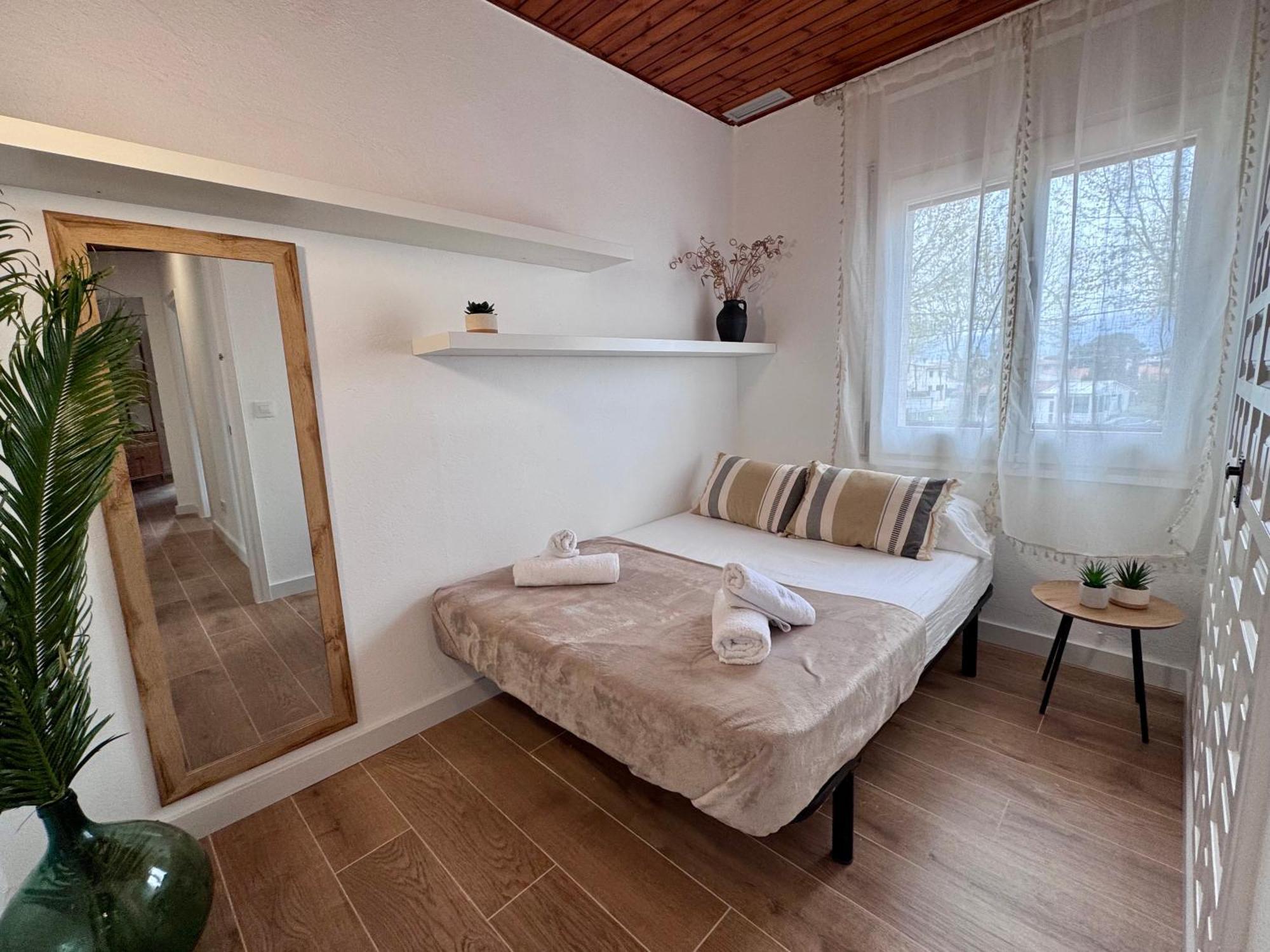 Gorgot P1 I Apartamento Con Terraza Y Piscina Comunitaria Cerca De La Playa Empuriabrava Zewnętrze zdjęcie