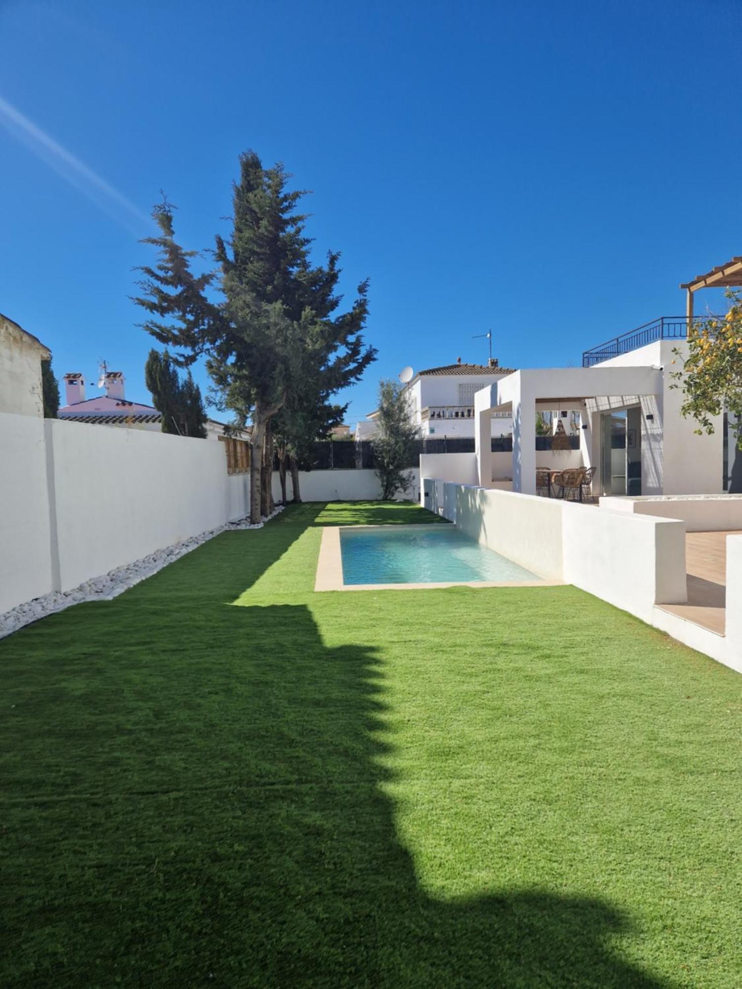 Gorgot P1 I Apartamento Con Terraza Y Piscina Comunitaria Cerca De La Playa Empuriabrava Zewnętrze zdjęcie