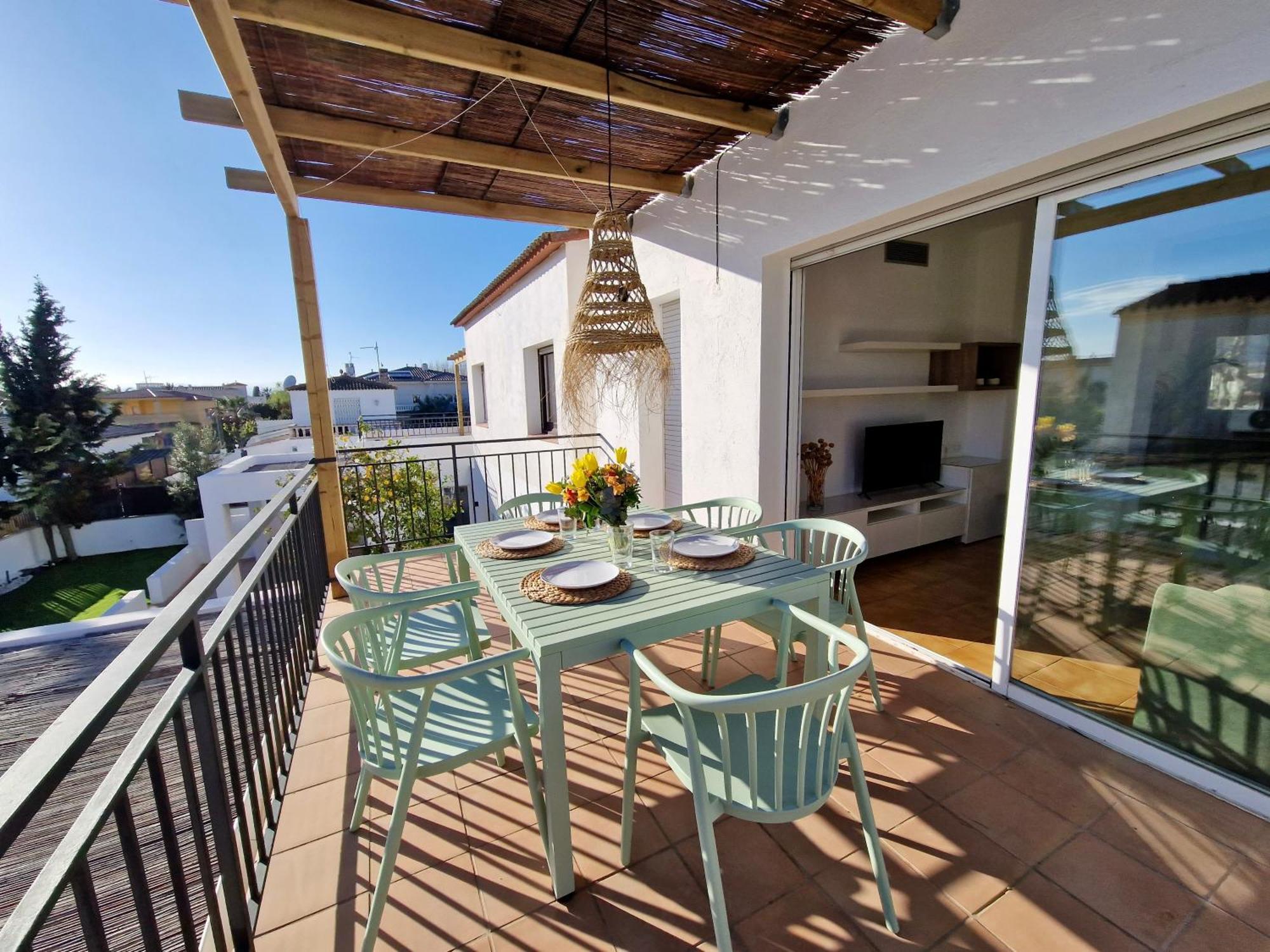 Gorgot P1 I Apartamento Con Terraza Y Piscina Comunitaria Cerca De La Playa Empuriabrava Zewnętrze zdjęcie